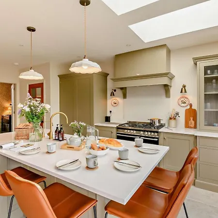 2 Bed In Oc-92946 Holiday home