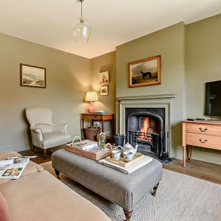2 Bed In Oc-92946 Helmsley