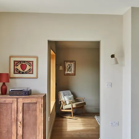 Holiday home 2 Bed In Oc-92946 *