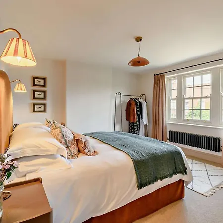 Holiday home 2 Bed In Oc-92946